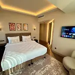 Hotel The Six Karakoy 4*